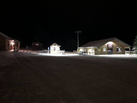 Short walk to slopes with night skiing!