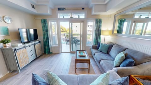 Welcome to Bay View Villas 102