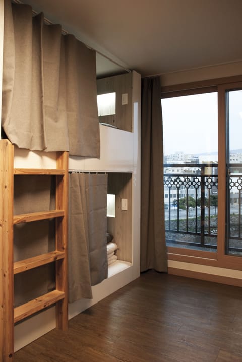 1 bedroom, premium bedding, blackout drapes, free WiFi