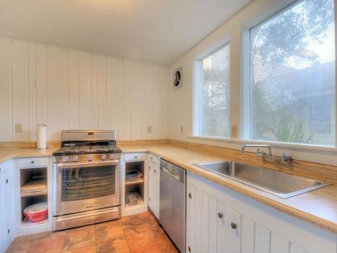Classic 1938 kitchen with modern appliances