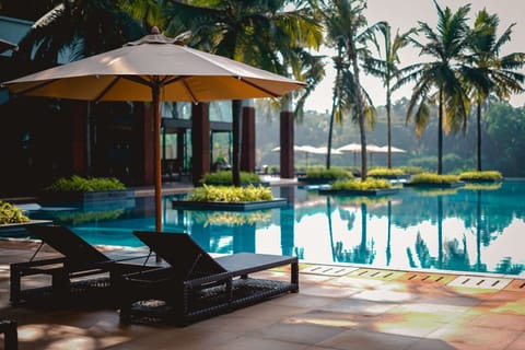 2 outdoor pools, pool umbrellas, sun loungers