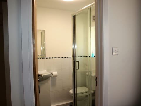 Deluxe Double Room, Ensuite | Bathroom