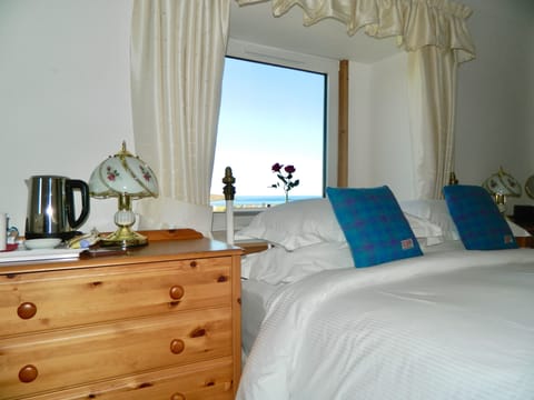 Double Room, Sea View (Room 2) | 1 bedroom, Egyptian cotton sheets, premium bedding, down comforters