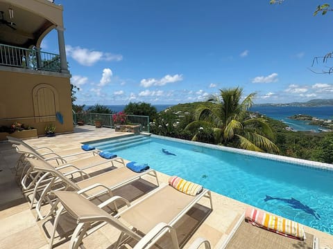 Exotic View - Come enjoy the panoramic views