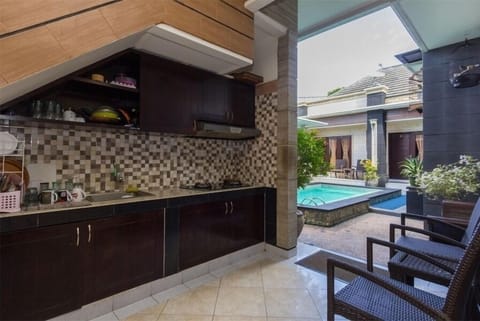 Denays Bali Close to beach and Airport