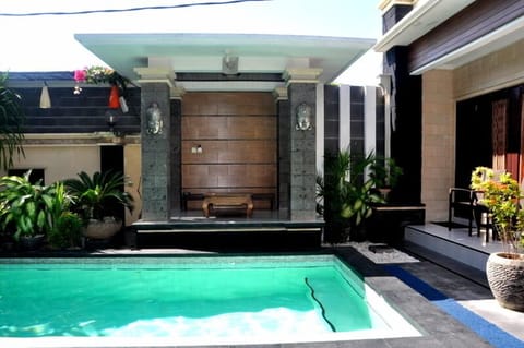 Denays Bali Close to beach and Airport
