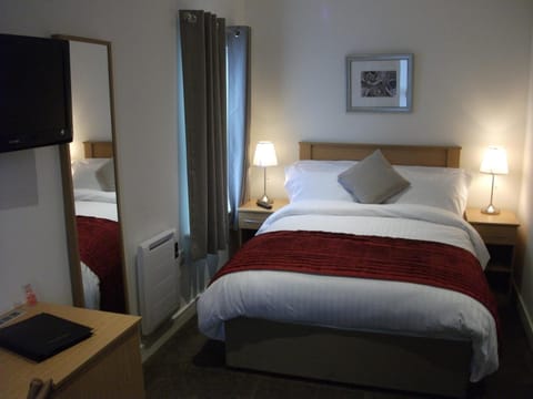 Desk, iron/ironing board, free WiFi, bed sheets