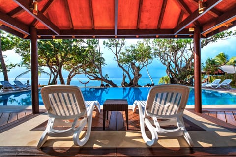 Outdoor pool, sun loungers