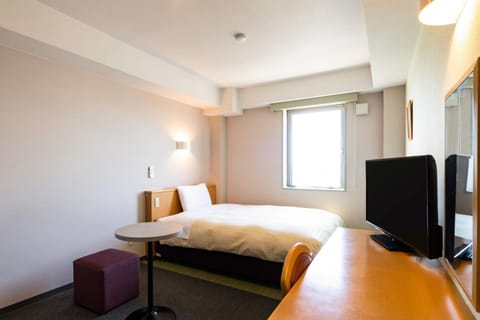 Standard Room, 1 Double Bed, Non Smoking | Premium bedding, desk, blackout drapes, soundproofing