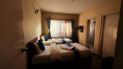 Deluxe Double Room, 1 Queen Bed, Non Smoking, Corner | In-room safe, desk, laptop workspace, free WiFi