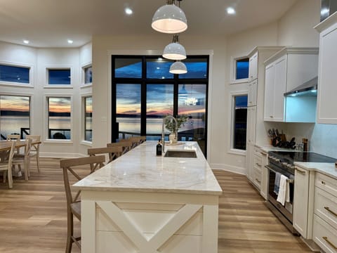 Crisp, Clean, and modern - your dream kitchen - Hosted by LakeGastonVacationHomes