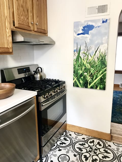 Gas Stove and Dishwasher