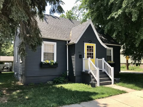 Charming 1940's Tudor Bungalow