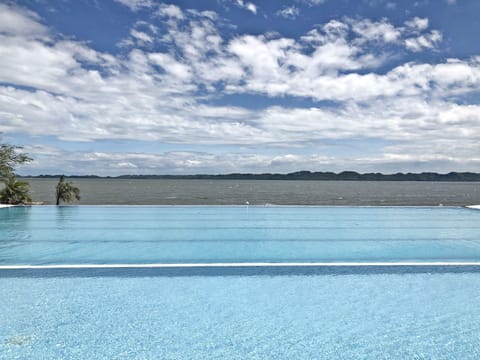3 outdoor pools, open 8:00 AM to 10:00 PM, sun loungers