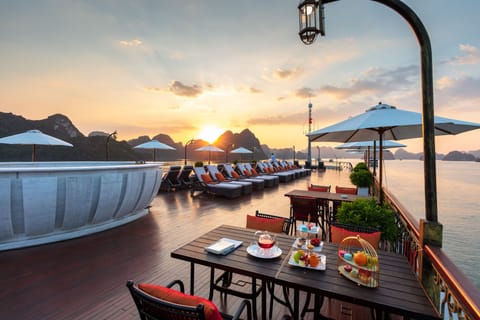 Sundeck