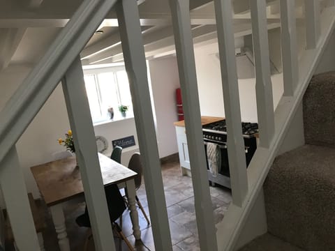 Mount Rose Cottage,  73 Hartop Road, Torquay, Babbacombe/St Marychurch House in Torquay