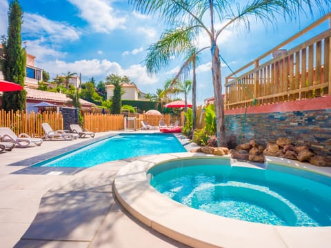 Seasonal outdoor pool, pool umbrellas, sun loungers