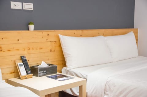 Comfort Double or Twin Room, 2 Double Beds, Non Smoking | Blackout drapes, free WiFi, bed sheets