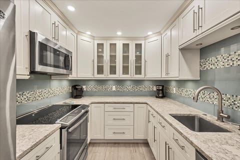 Arbomar 302 by FVC - Kitchen