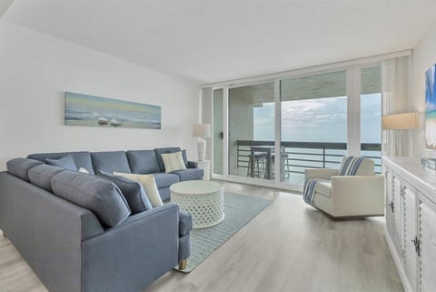 Beachplace 9-502 by FVC