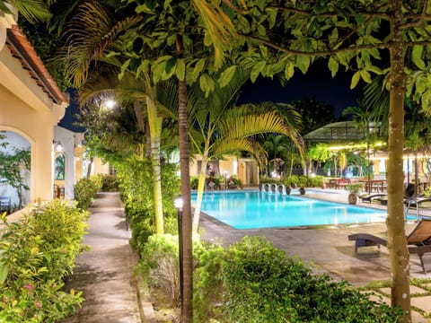 Courtyard view