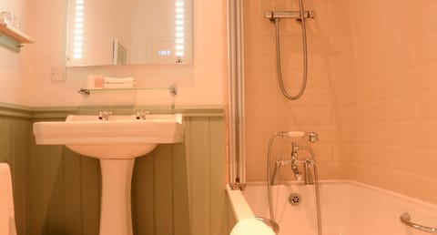 Free toiletries, hair dryer, bathrobes, towels