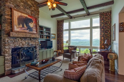 Living Room, Main Level