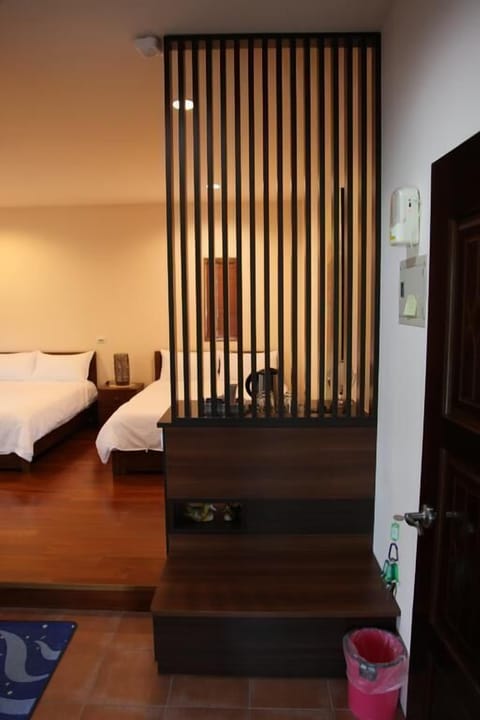 Quadruple Room | Desk, blackout drapes, soundproofing, free WiFi