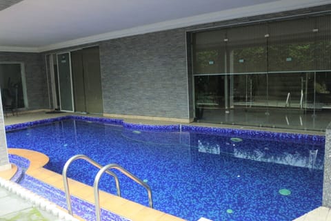 Indoor pool, outdoor pool