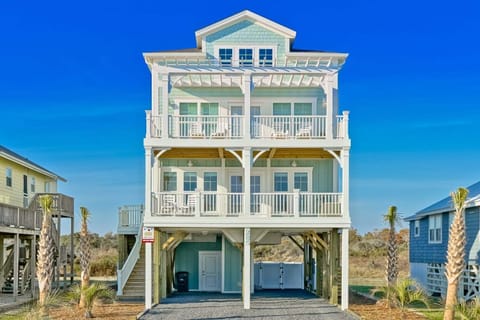 Oceanside Front Exterior