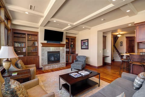 New sleeper sofa, arm chairs and gorgeous area rug!