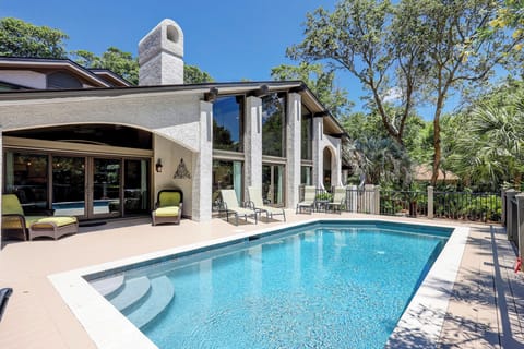6 Cat Boat Front of Home & Main Pool