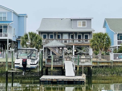Canal View Exterior