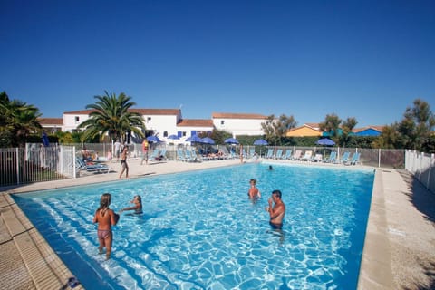 Holiday Home Swimming Pool