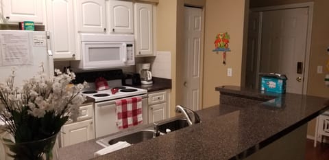 Full complete kitchen