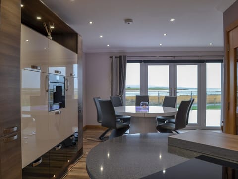 Kitchen with dining area | Skipper&rsquo;s Retreat, Clachan Sands, Isle of North Uist