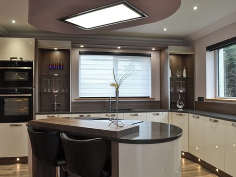 Stunning modern kitchen | Skipper&rsquo;s Retreat, Clachan Sands, Isle of North Uist