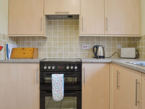Kitchen | Stable Cottage 4 - Moor Farm Stable Cottages, Foxley, near Fakenham