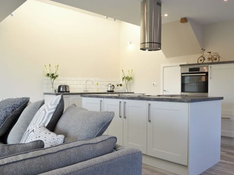 Light and airy living space | The Carriage House - Station House Cottages, Upper Poppleton, near York