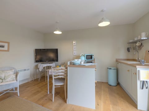 Open plan living space | Mortimer Trail Mews, Mortimers Cross, near Leominster