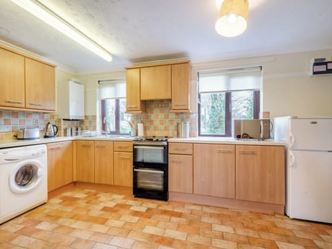 Kitchen | Woodpecker - Church Farm Cottages, Horsford, near Norwich