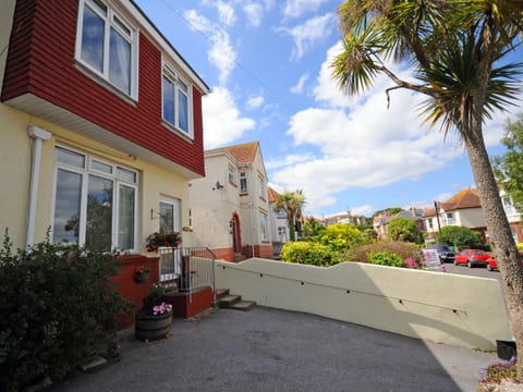 Attractive holiday home | Two Beaches, Paignton