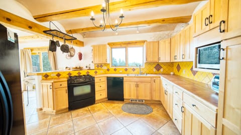 Casa Dos Burros - Kitchen