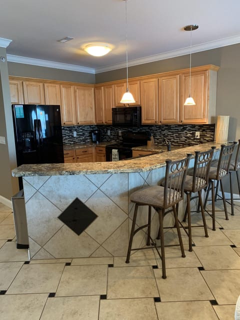 Breakfast bar seating