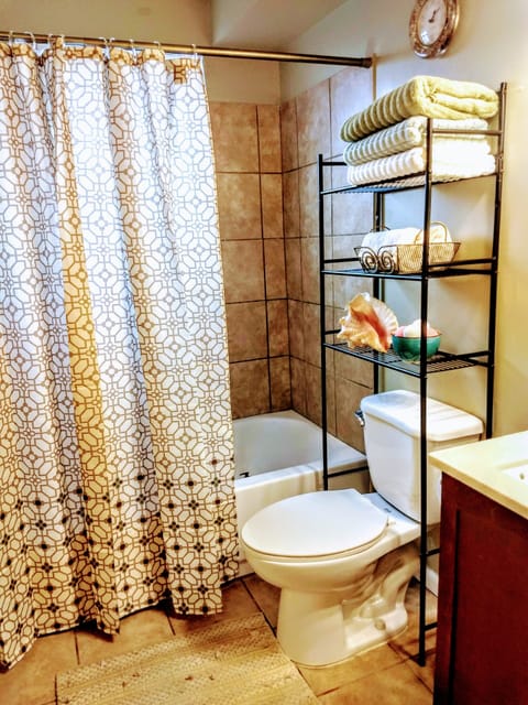 Ultra Clean Bathroom with amenities