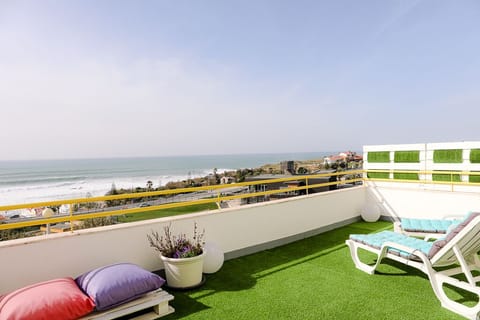 Front terrace with views of the Ocean from bedroom 3 and 4