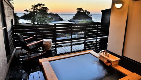 Zouge Guestroom with Open-Air Bath, Non Smoking | Bathroom | Separate tub and shower, spring water tub, free toiletries, hair dryer