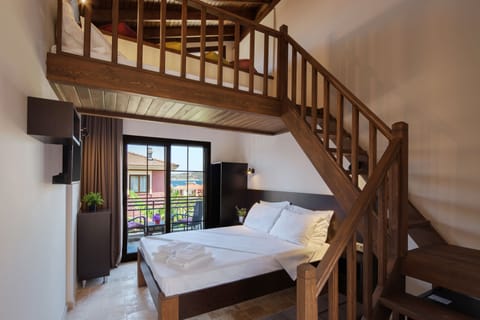 ASMA KATLI üc kisilik | In-room safe, travel crib, free WiFi, bed sheets