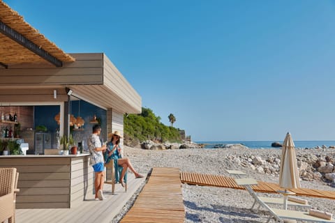 Beach bar