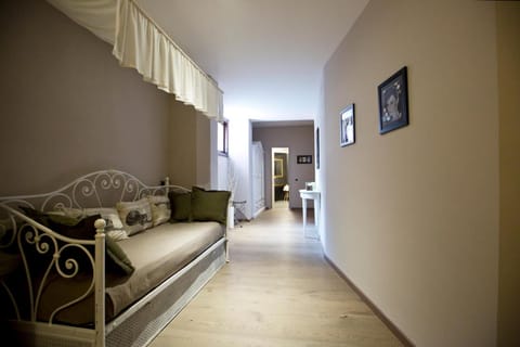 Minibar, in-room safe, free WiFi